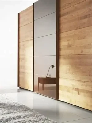 Armoire en bois massif 3 portes – Collection Élégance Naturelle